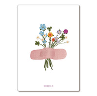 Carte Postale / Card "Pansement fleuri"