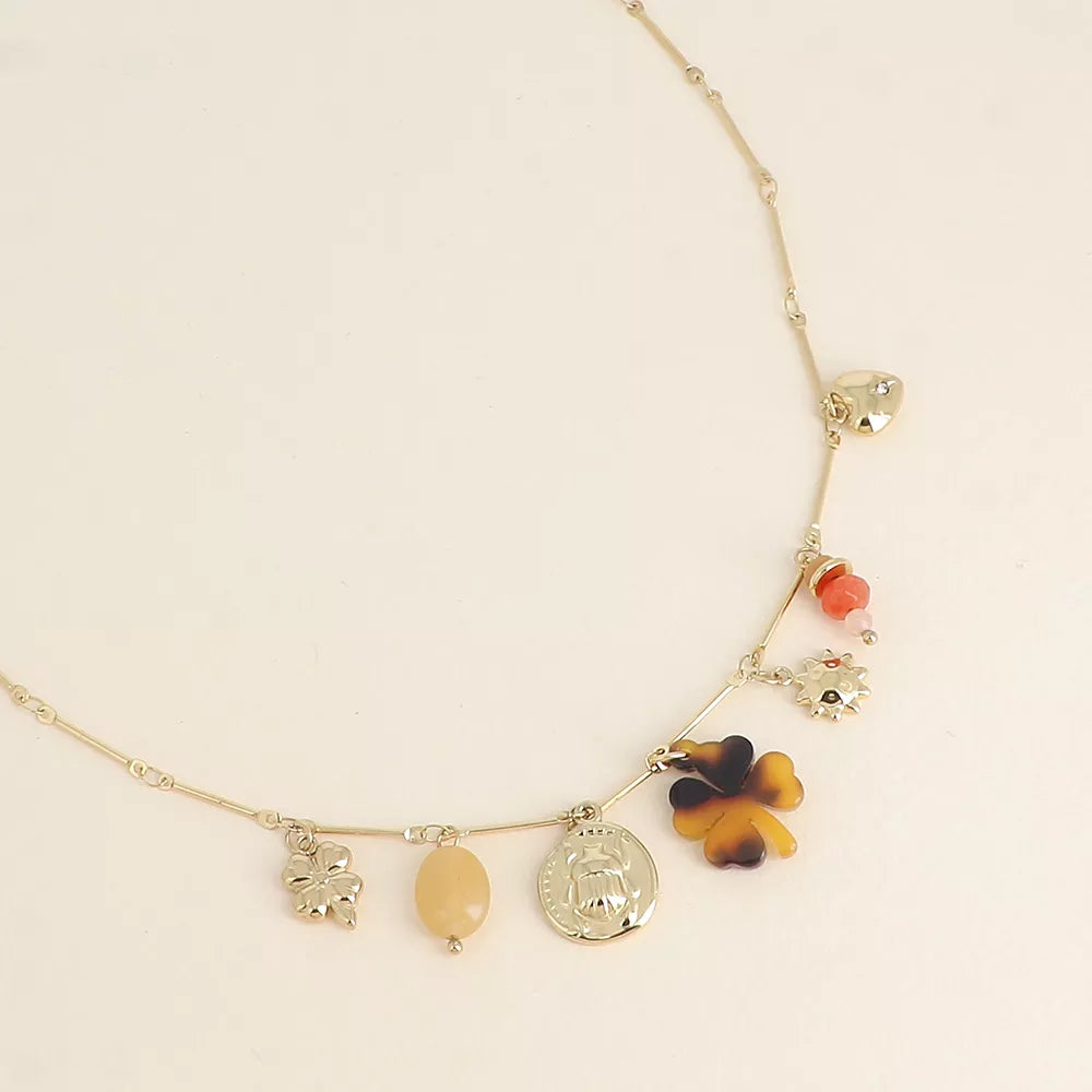 Collier - pendentifs (pierres naturelles, scarabée, soleil, trèfle en résine léopard, trèfle)