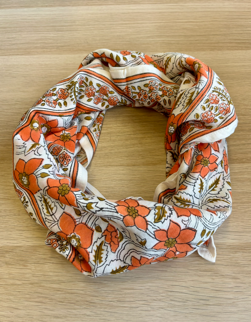 Foulard Adulte Agra Corail 100 cm
