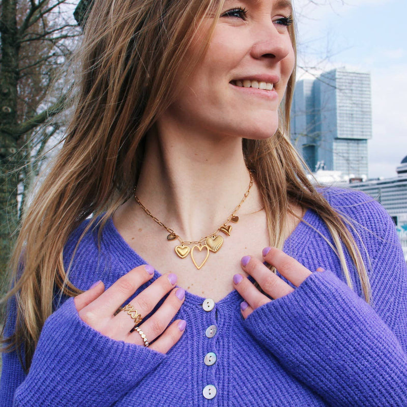 Collier à breloques « Coeurs »
