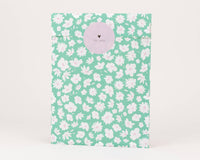 Sacs en papier marguerites, vert: Taille M (12 x 21 cm)