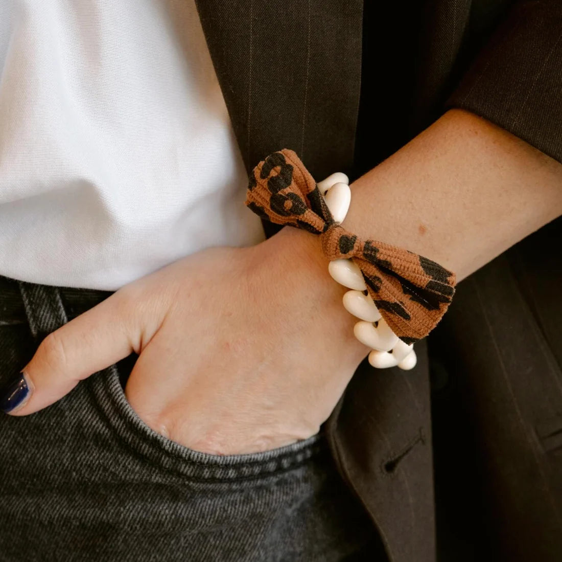 Bracelet GAGA - Beige, Noir, 🤎 & Maxi Noeud Léopard MAMIE