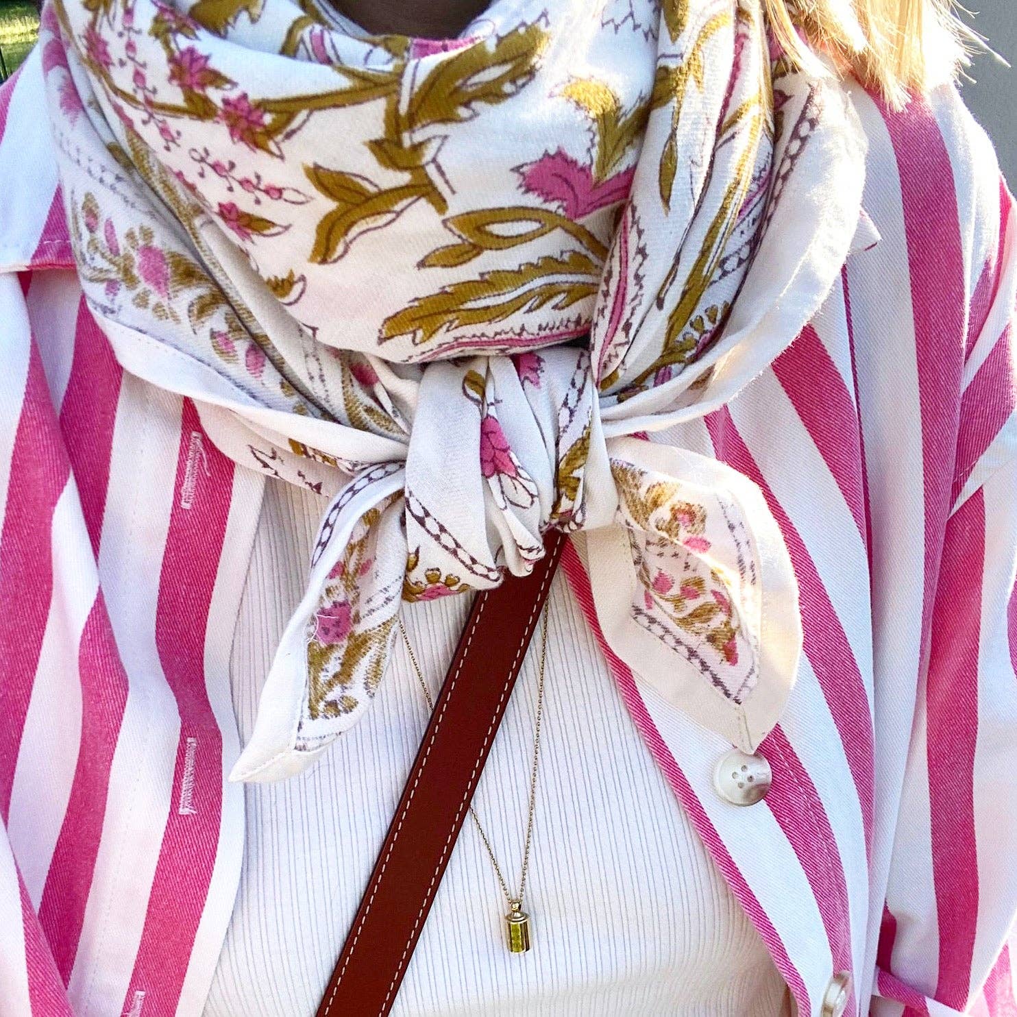 Foulard Delhi Cerisier 100 cm