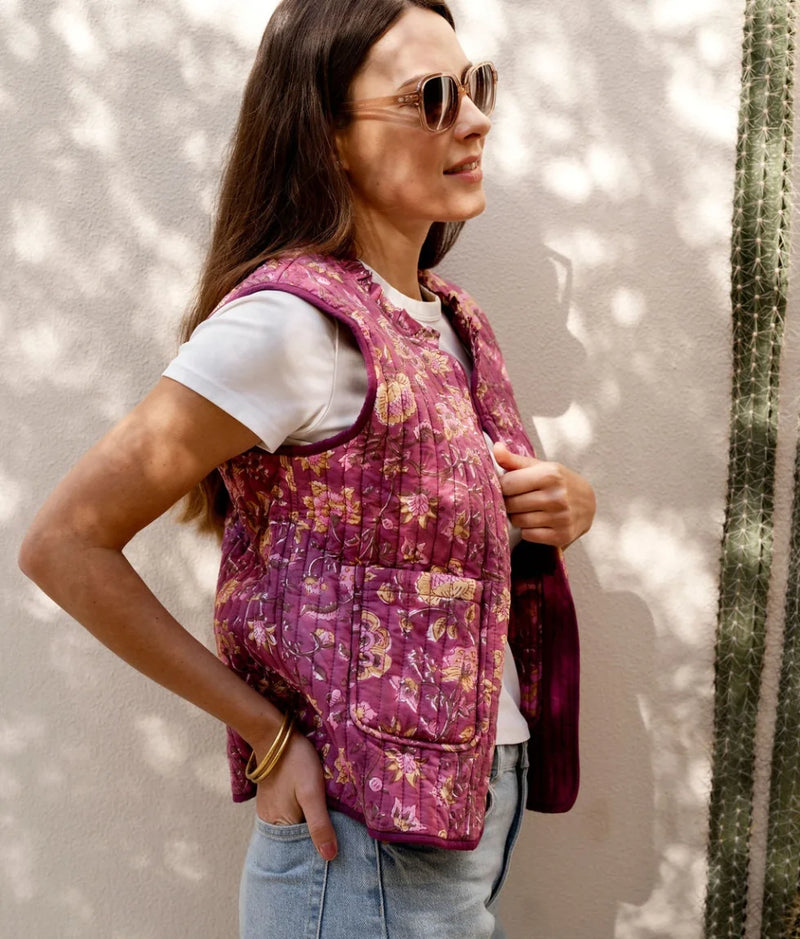 Veste sans manches matelassée - Annaya Cassis